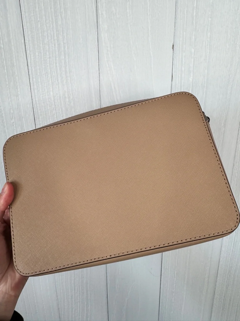 Michael Kors Jet Set Tan Leather Crossbody with Chain Strap - Picture 5 of 14